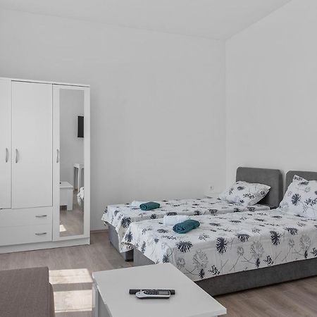 Mima Apartments Rijeka Buitenkant foto