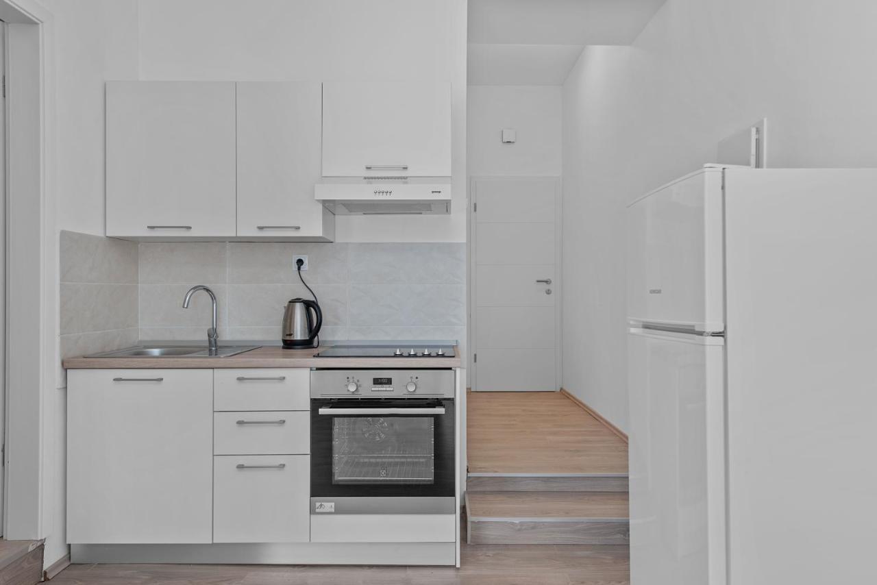 Mima Apartments Rijeka Buitenkant foto