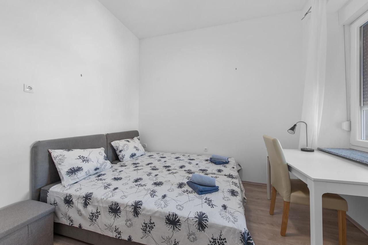 Mima Apartments Rijeka Buitenkant foto