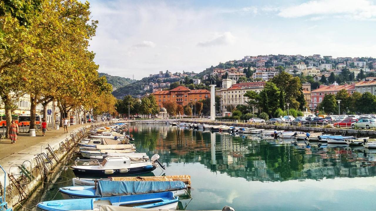 Mima Apartments Rijeka Buitenkant foto